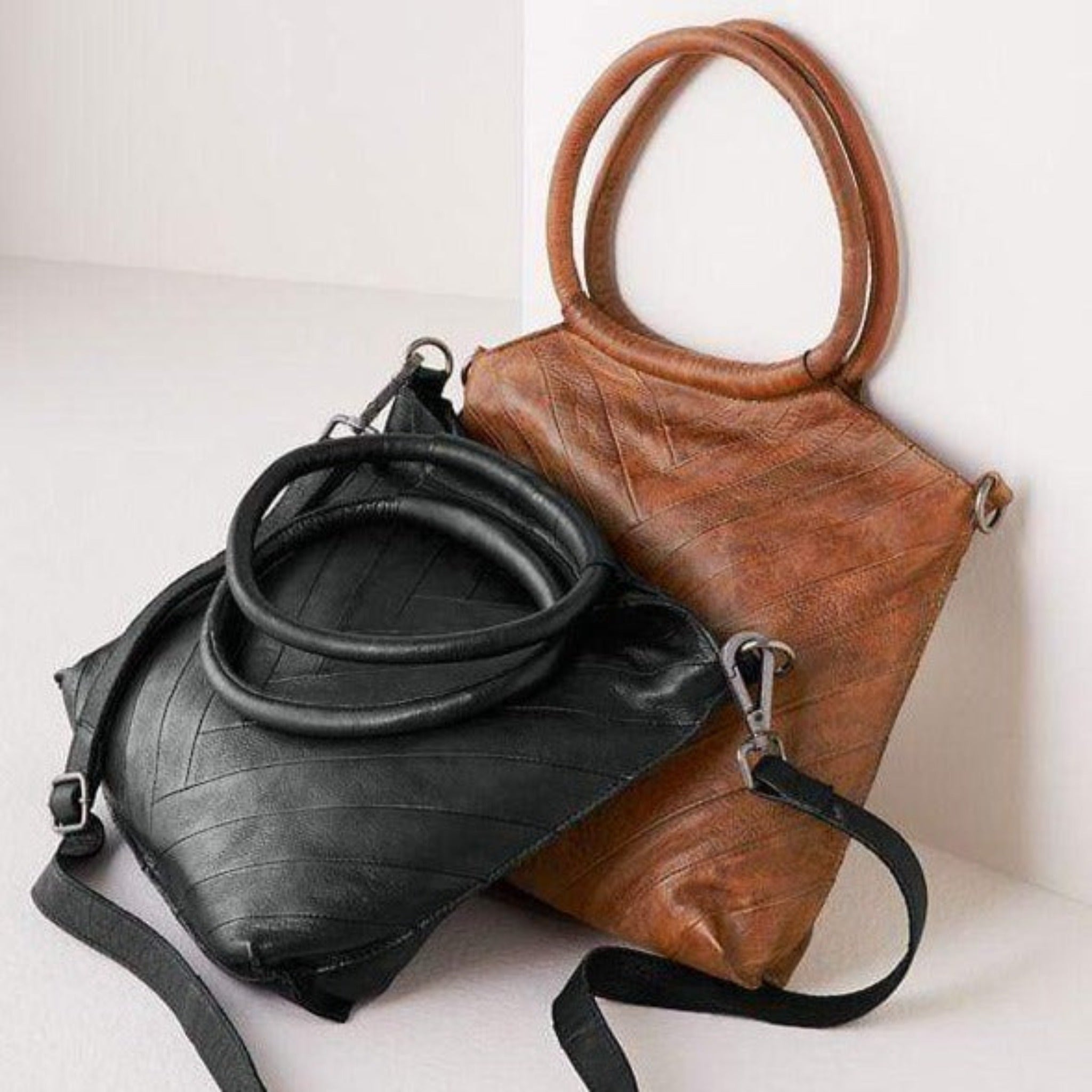 Dalton Leather Crossbody Bag - Image 20