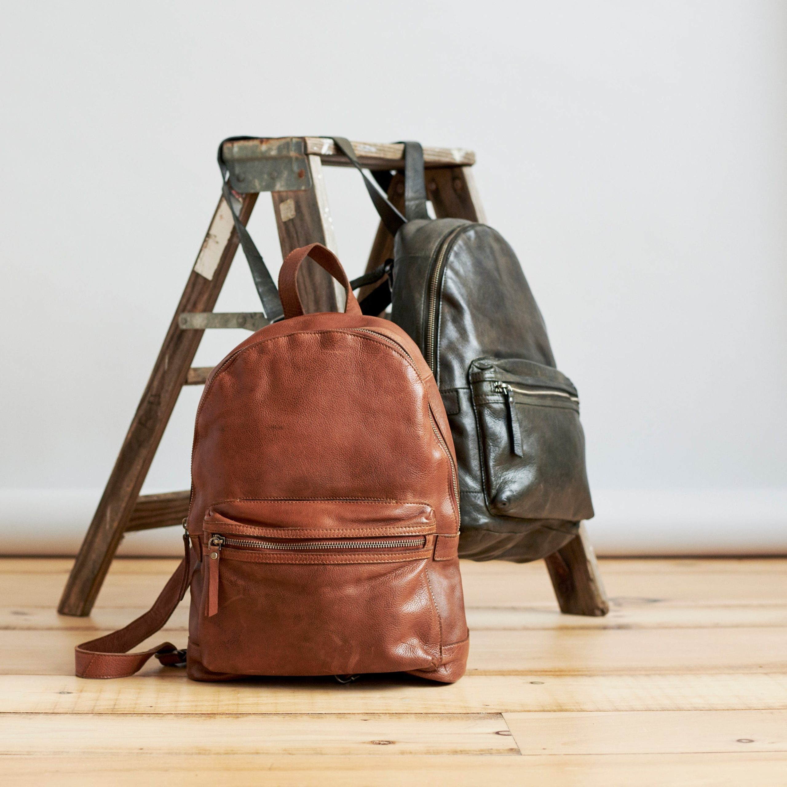 Baxter Leather Backpack - Image 10